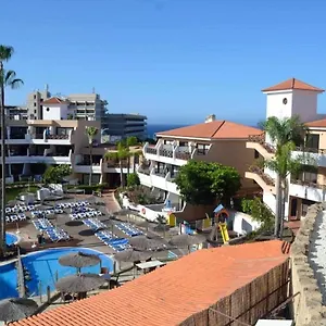 https://apartamento-251-con-vistas-al-mar-y-a-la-piscina.in-canary-islands.com